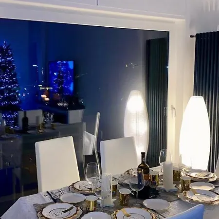 Anna's Luxury *